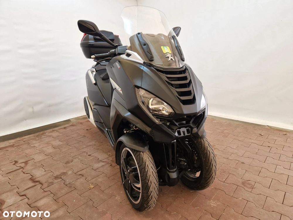 Peugeot Metropolis - 4