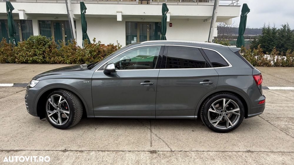 Audi SQ5 - 2