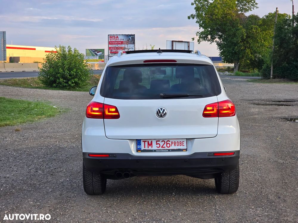 Volkswagen Tiguan 2.0 TDI 4Motion DSG BMT Sport & Style - 11