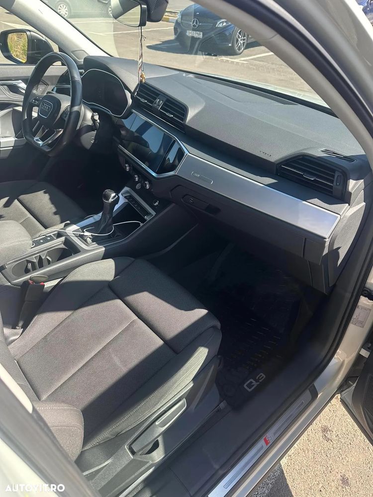 Audi Q3 2.0 35 TDI S tronic - 4