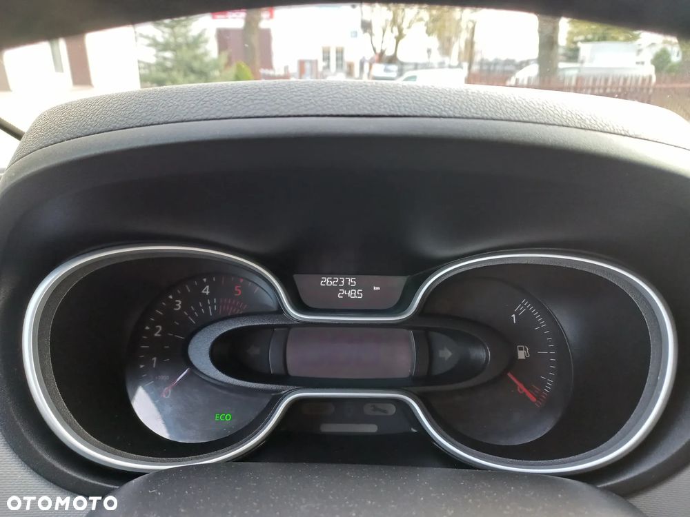 Renault Trafic - 11