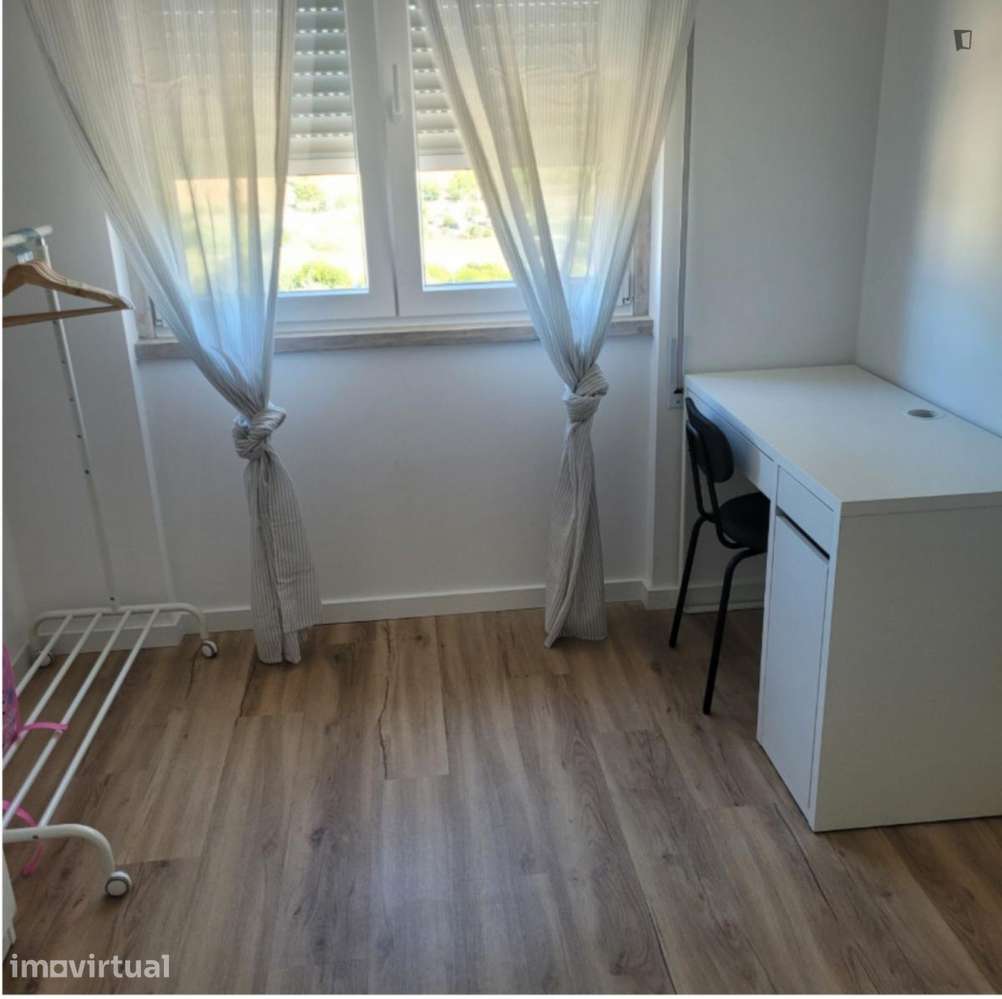 Quarto - localizado em Lisbon - Grande imagem: 2/6