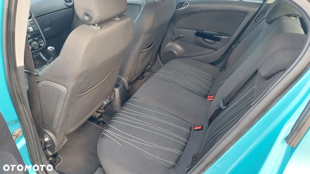 Opel Corsa - 11