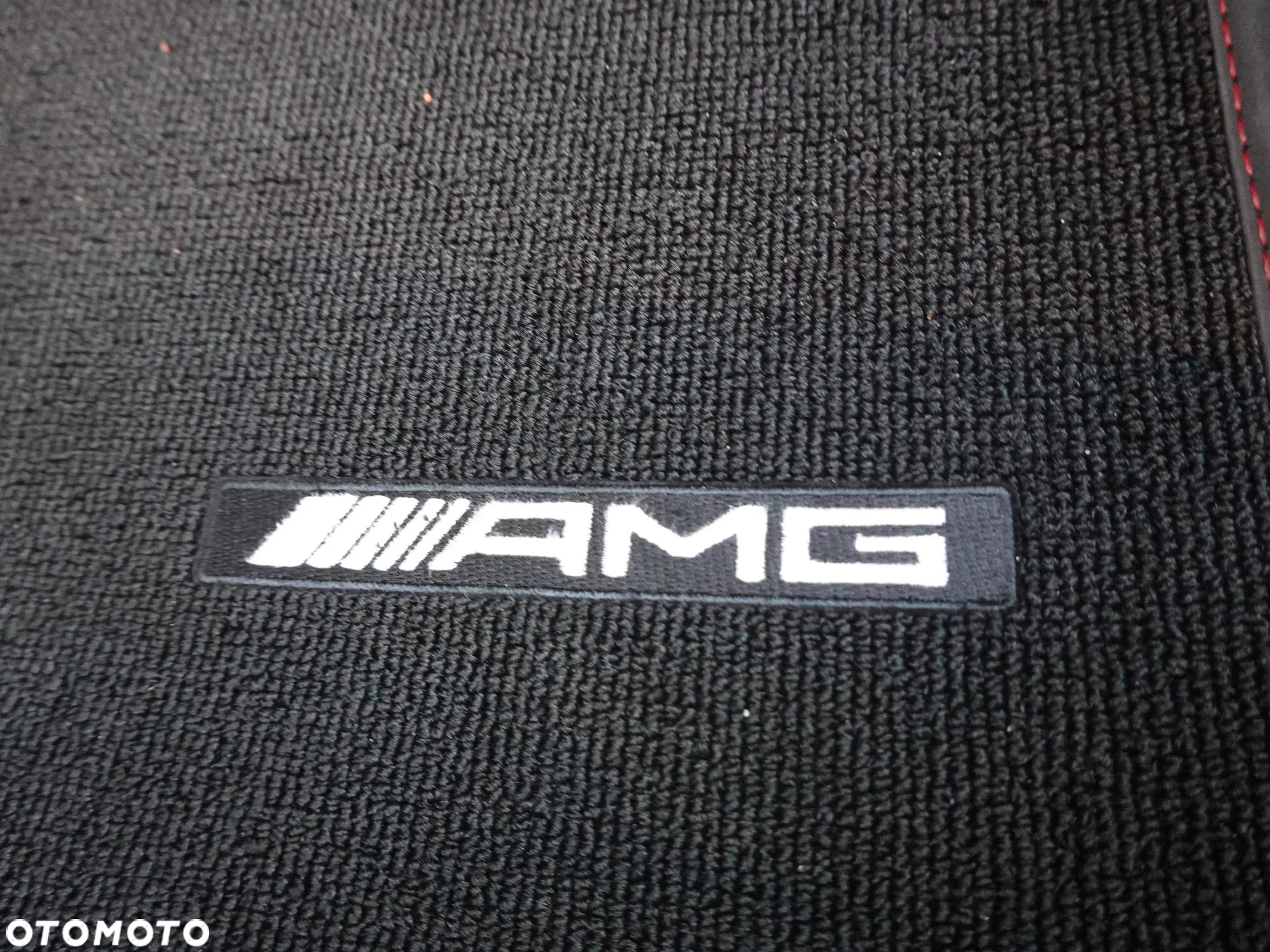 Mercedes-Benz GLA 200 7G-DCT AMG Line - 34