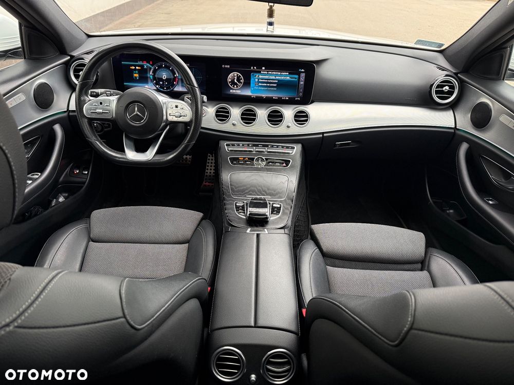 Mercedes-Benz Klasa E 220 d 4-Matic AMG - 22