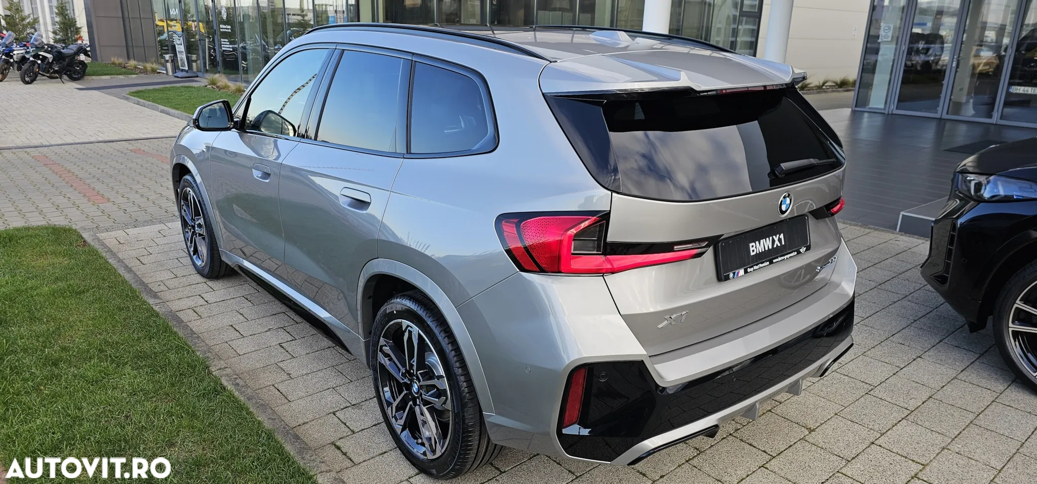 BMW X1 sDrive20i AT MHEV - 3