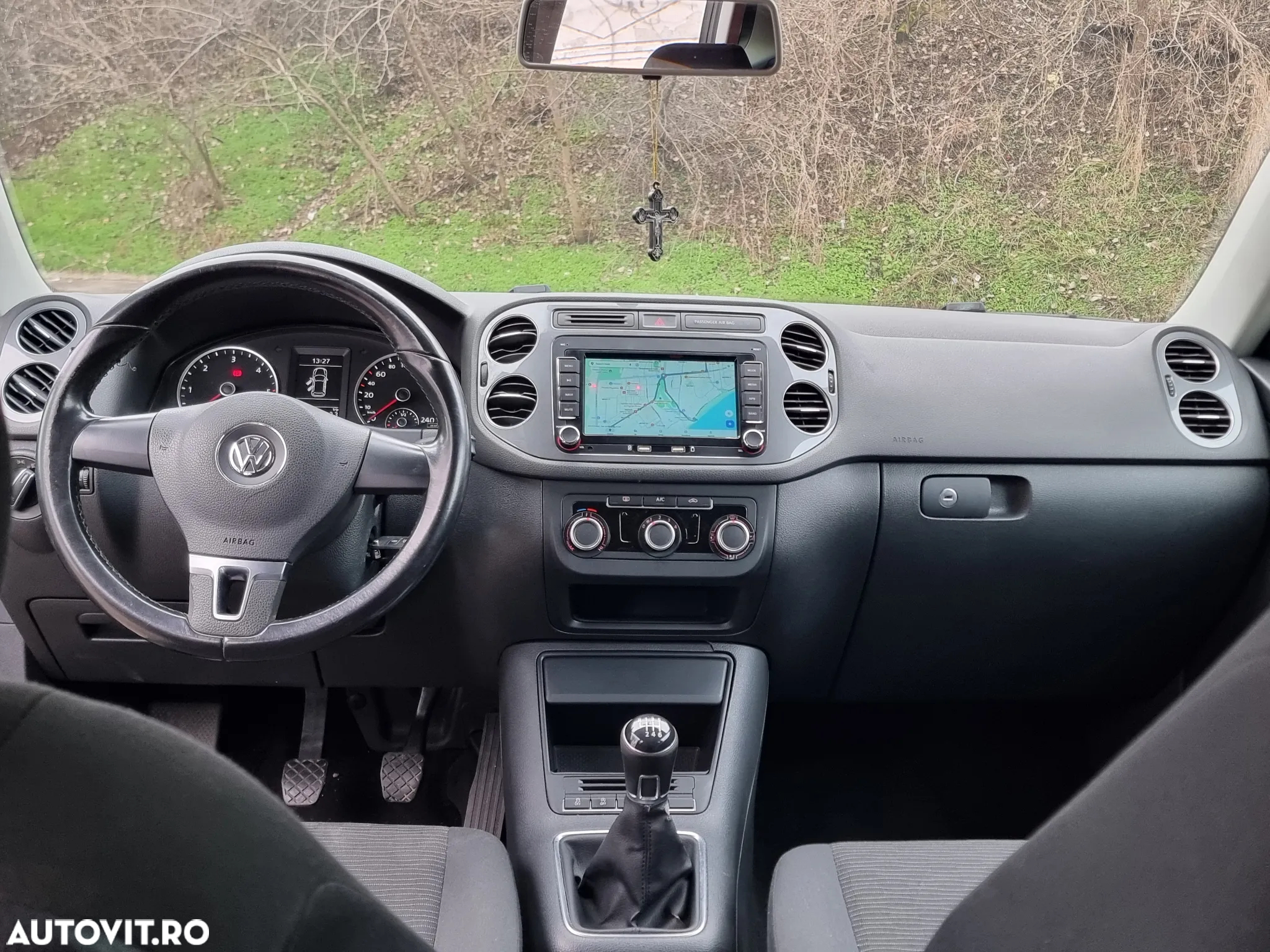 Volkswagen Tiguan 2.0 TDI BMT Trend & Fun - 9