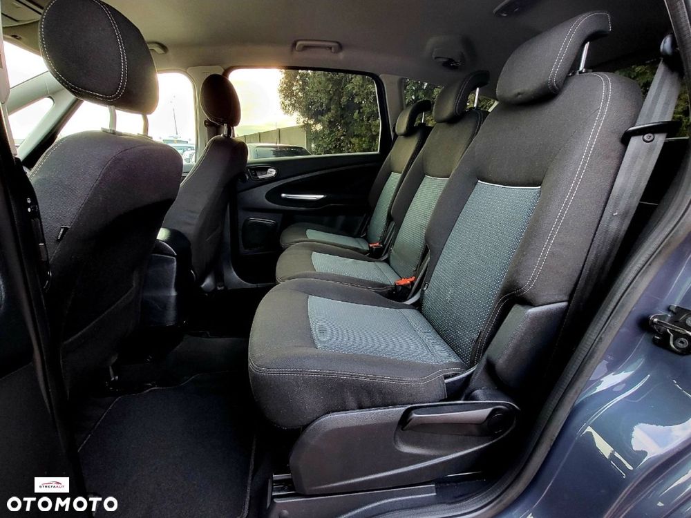 Ford S-Max - 6