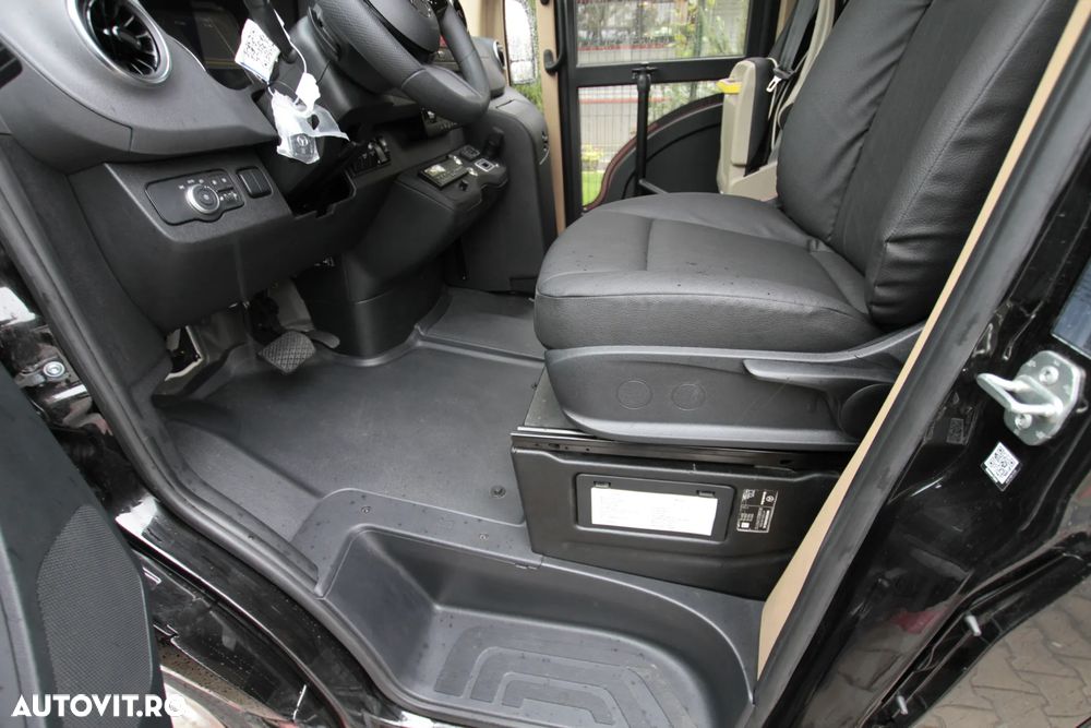 Mercedes-Benz 519 19+1+1 LOCURI vip *COC* IN STOCK - 16