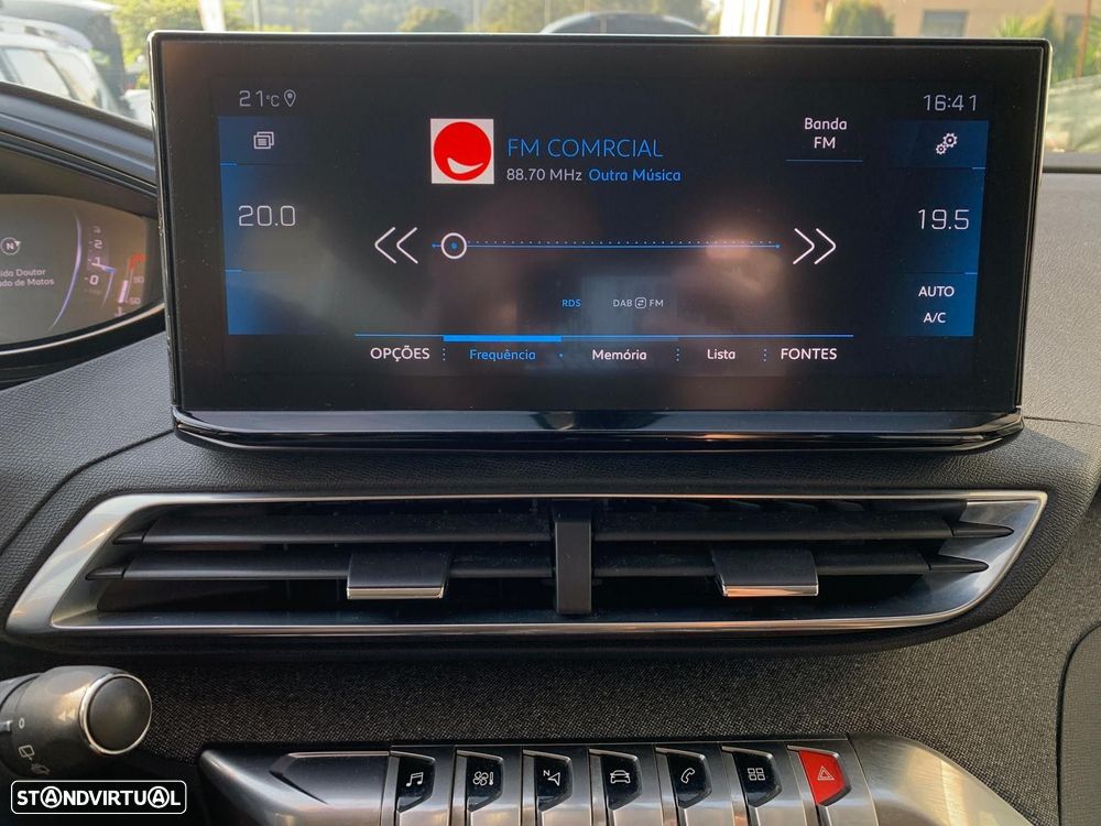 Peugeot 3008 1.5 BlueHDi Allure EAT8 - 22