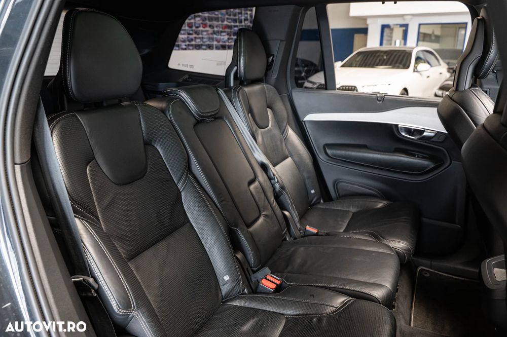 Volvo XC 90 D5 AWD Geartronic RDesign - 34