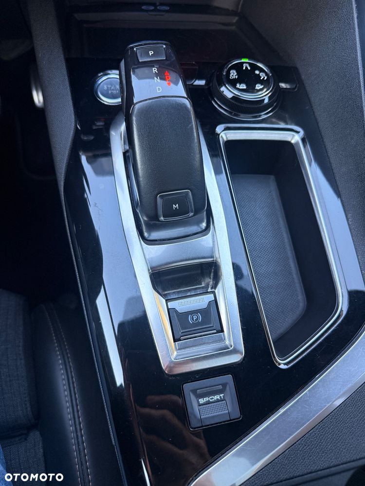 Peugeot 3008 2.0 BlueHDi GT S&S EAT8 - 14