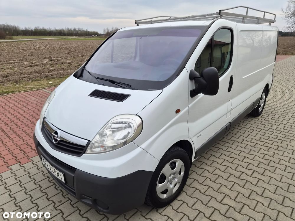 Opel Vivaro - 10