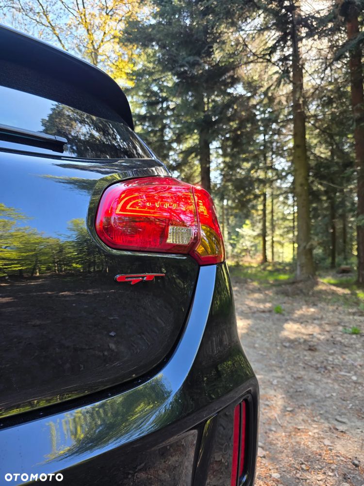Kia Ceed 1.6 T-GDI GT L - 17