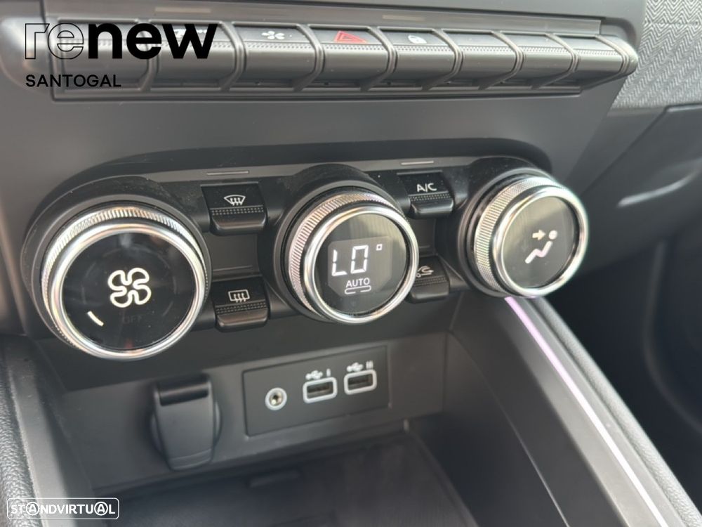 Renault Clio 1.0 TCe Techno Bi-Fuel - 19