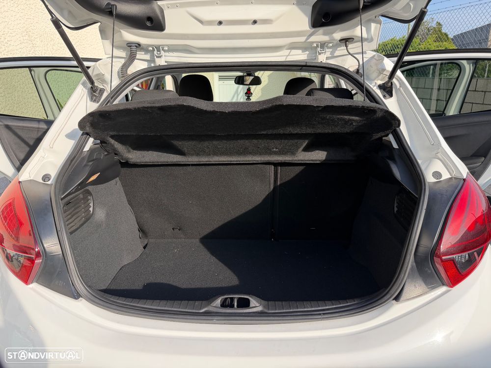 Peugeot 208 1.2 PureTech Style - 7