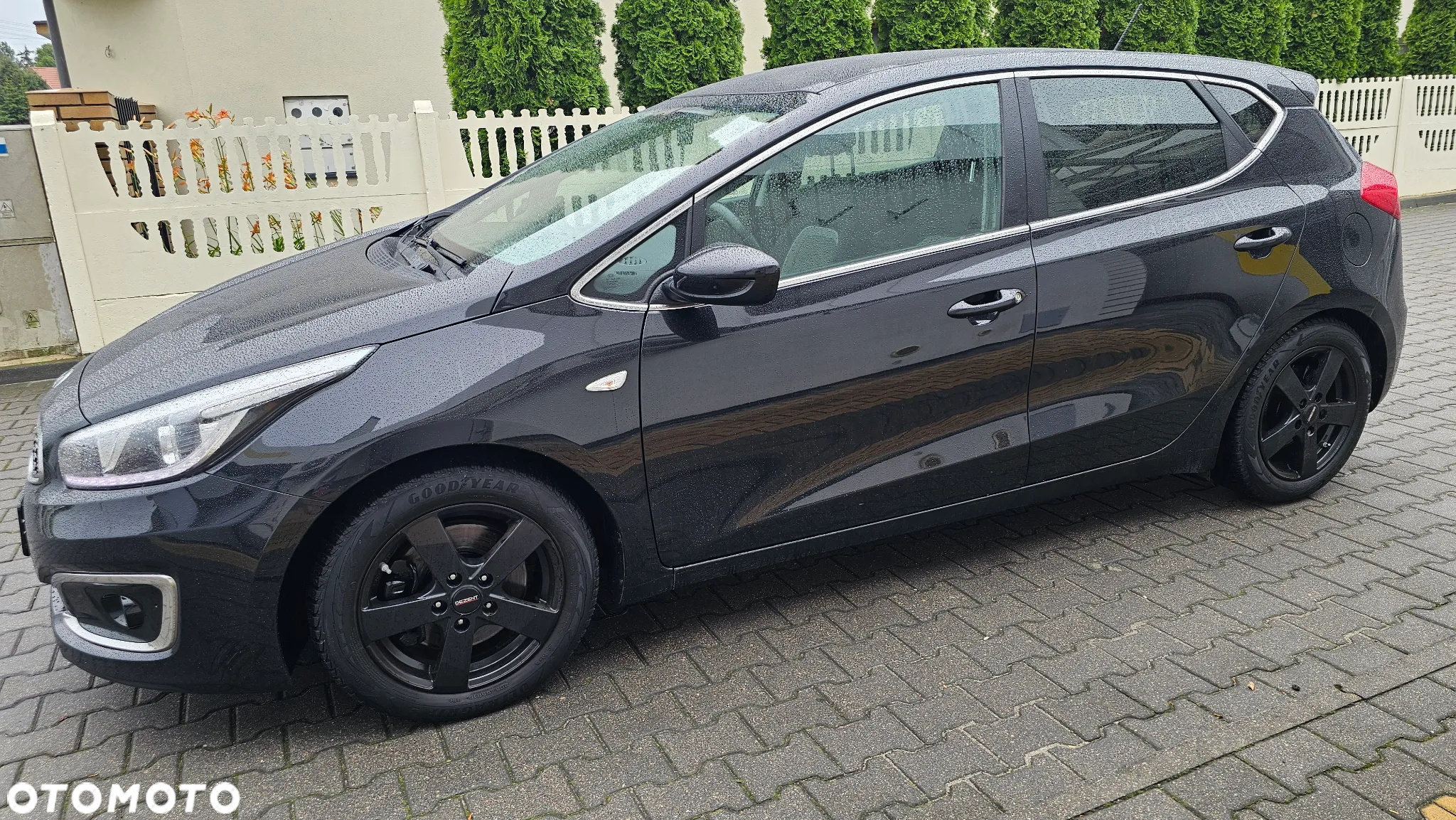 Kia Ceed 1.4 CVVT Dream-Team Edition - 4