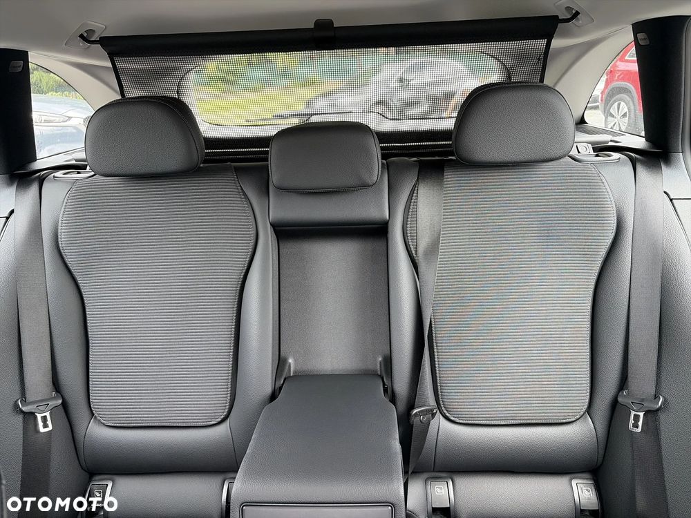 Mercedes-Benz Klasa C 220 d mHEV Avantgarde - 13