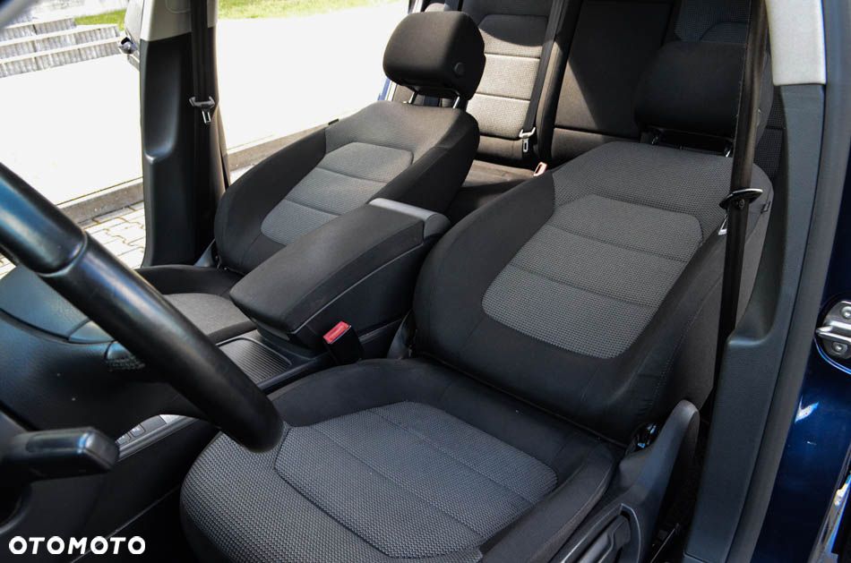 Volkswagen Passat Variant 2.0 Blue TDI SCR Comfortline - 33