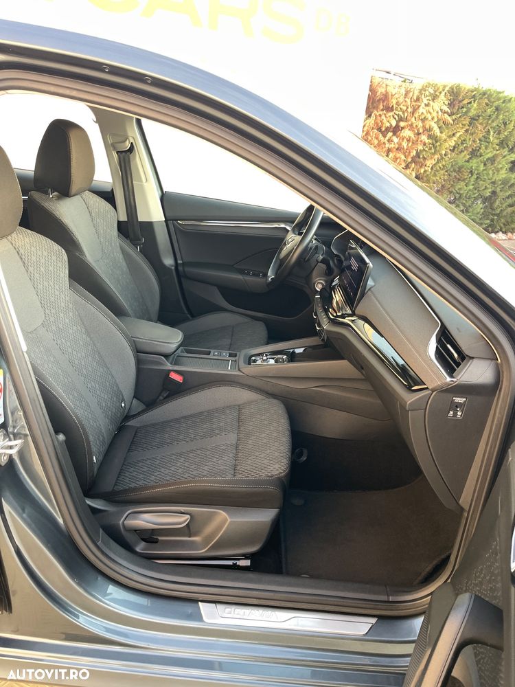 Skoda Octavia 2.0 TDI DSG Style - 21