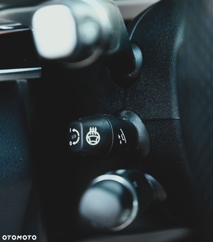 Mercedes-Benz Klasa E 500 4-Matic Avantgarde - 33