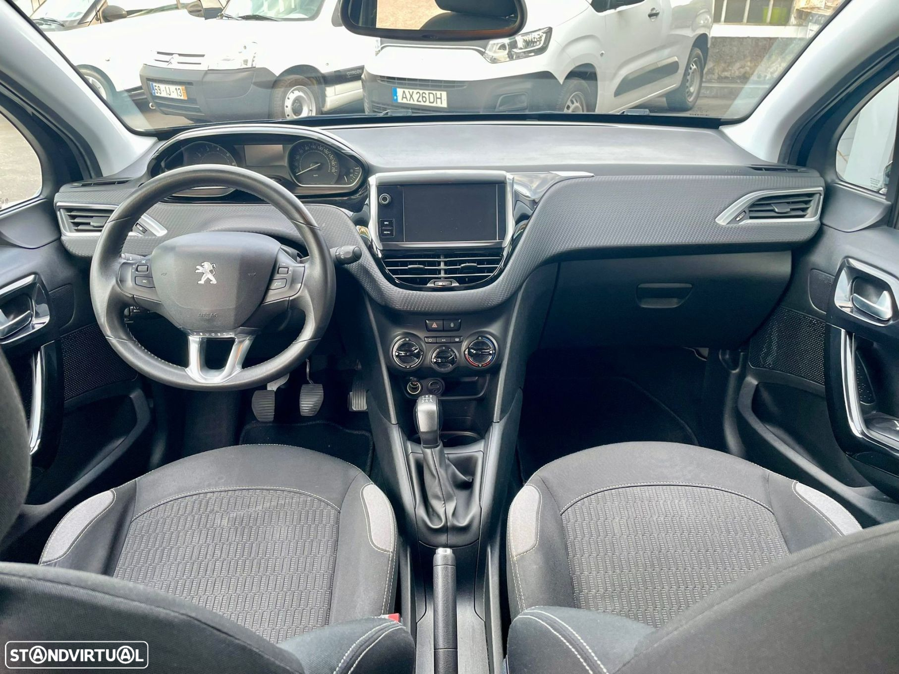 Peugeot 208 1.2 PureTech Style - 8