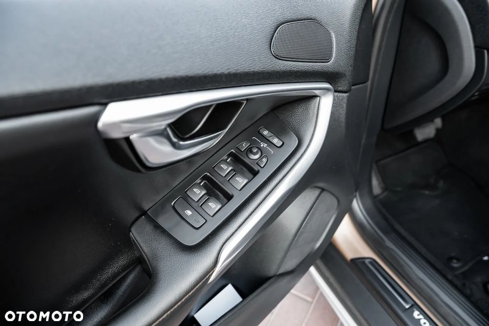 Volvo V40 Cross Country T5 AWD Geartronic Summum - 19