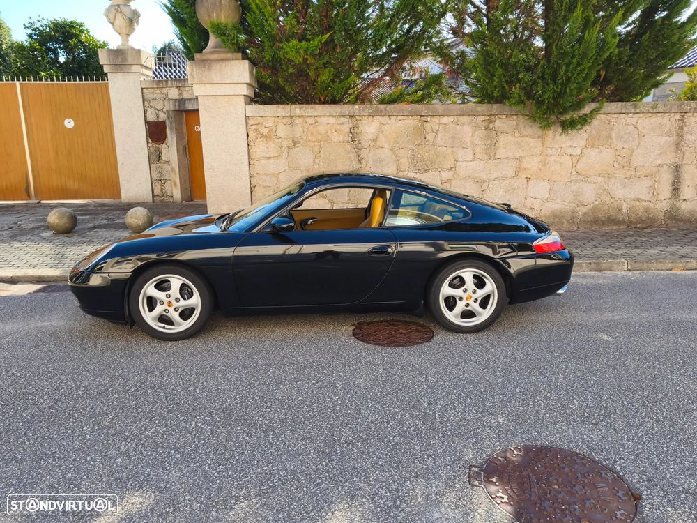 Porsche 911 (996) Carrera Coupé - 8