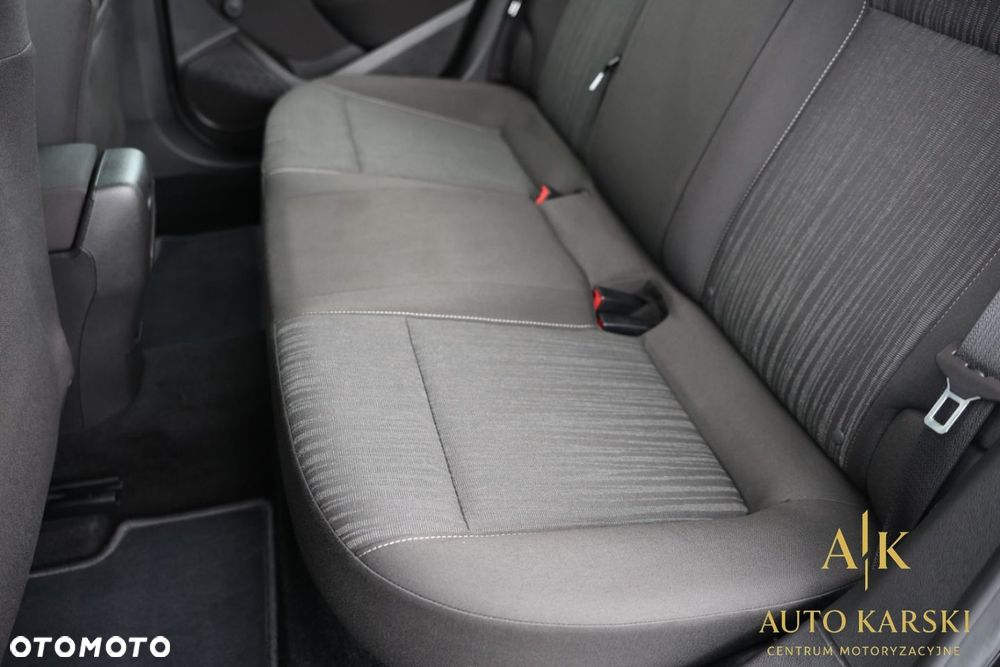 Opel Astra - 35