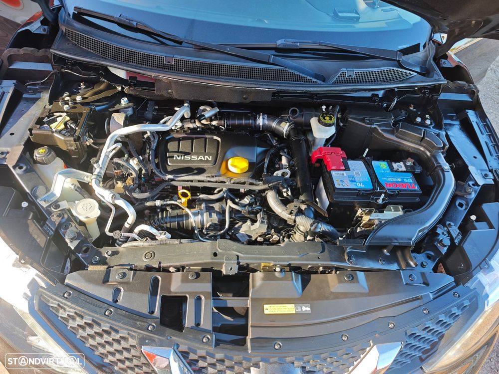 Nissan Qashqai 1.6 dCi N-Connecta 18 - 23