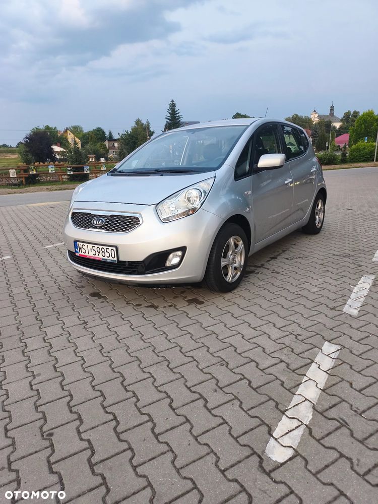 Kia Venga - 17
