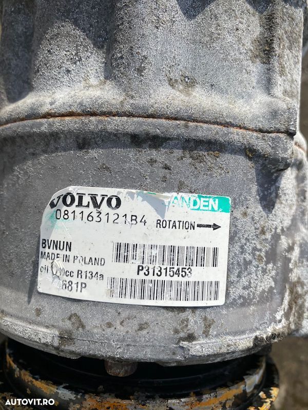 Compresor de clima VOLVO S60 V60 S80 V70 XC60 XC70 31315453 36011355 - 2