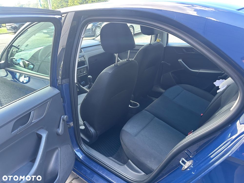 Skoda RAPID 1.2 TSI Active - 11