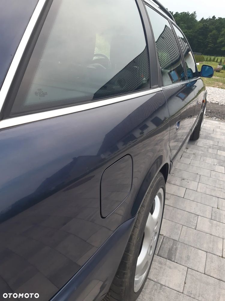 Audi A6 Avant 2.8 E - 17