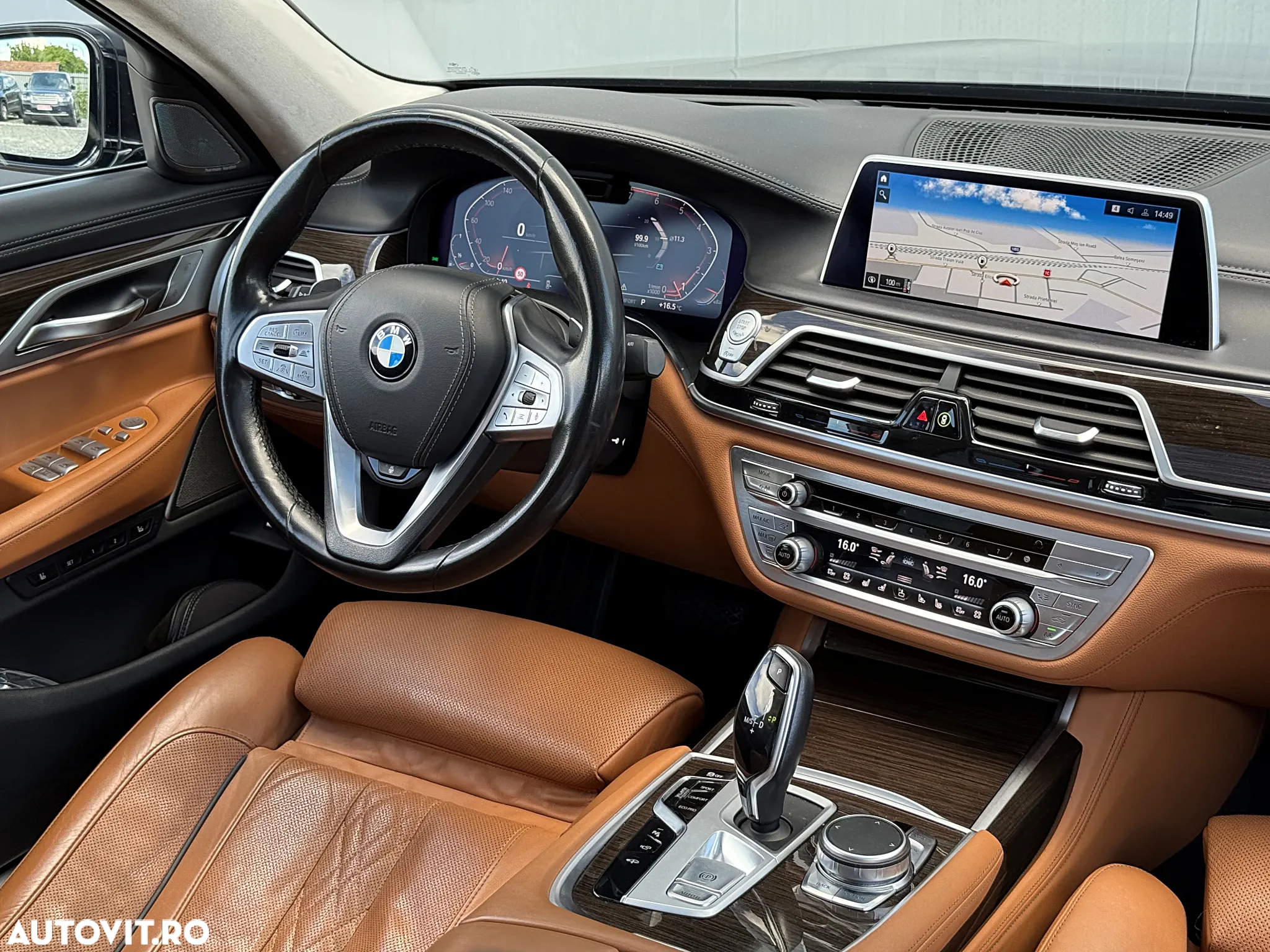 BMW Seria 7 750Li xDrive - 14