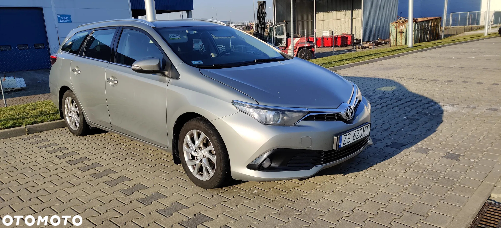Toyota Auris 1.6 Comfort - 2