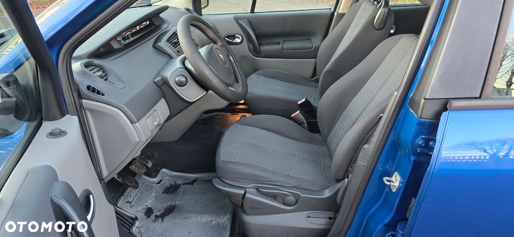 Renault Scenic 1.6 16V Authentique - 5