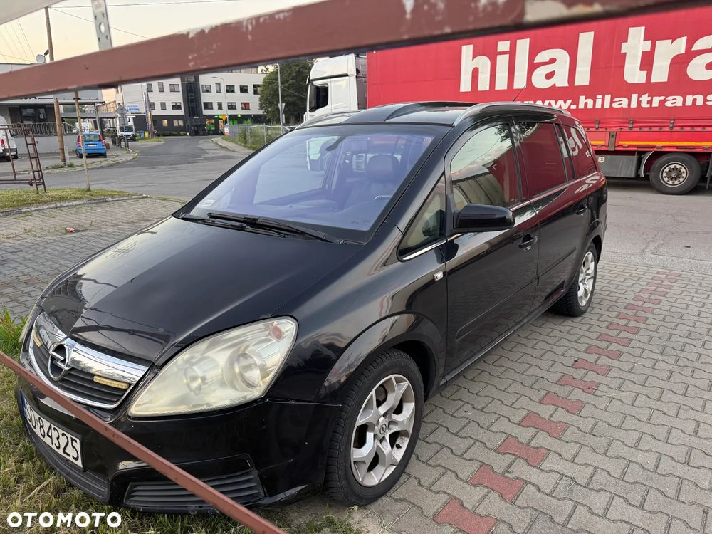 Opel Zafira 1.9 CDTI Cosmo - 1