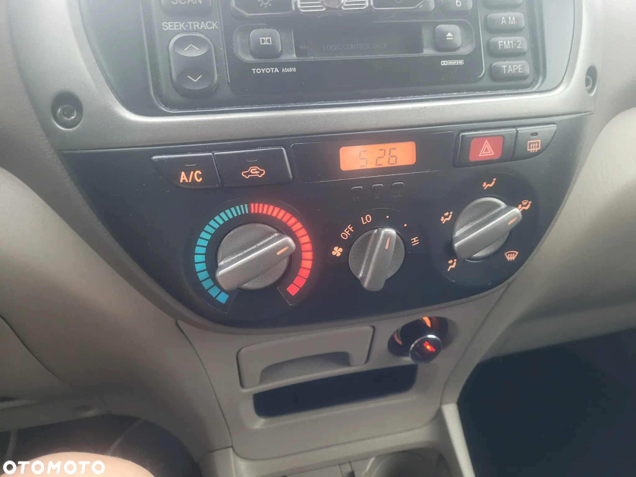Toyota RAV4 2.0 VVT-i 4x4 - 8