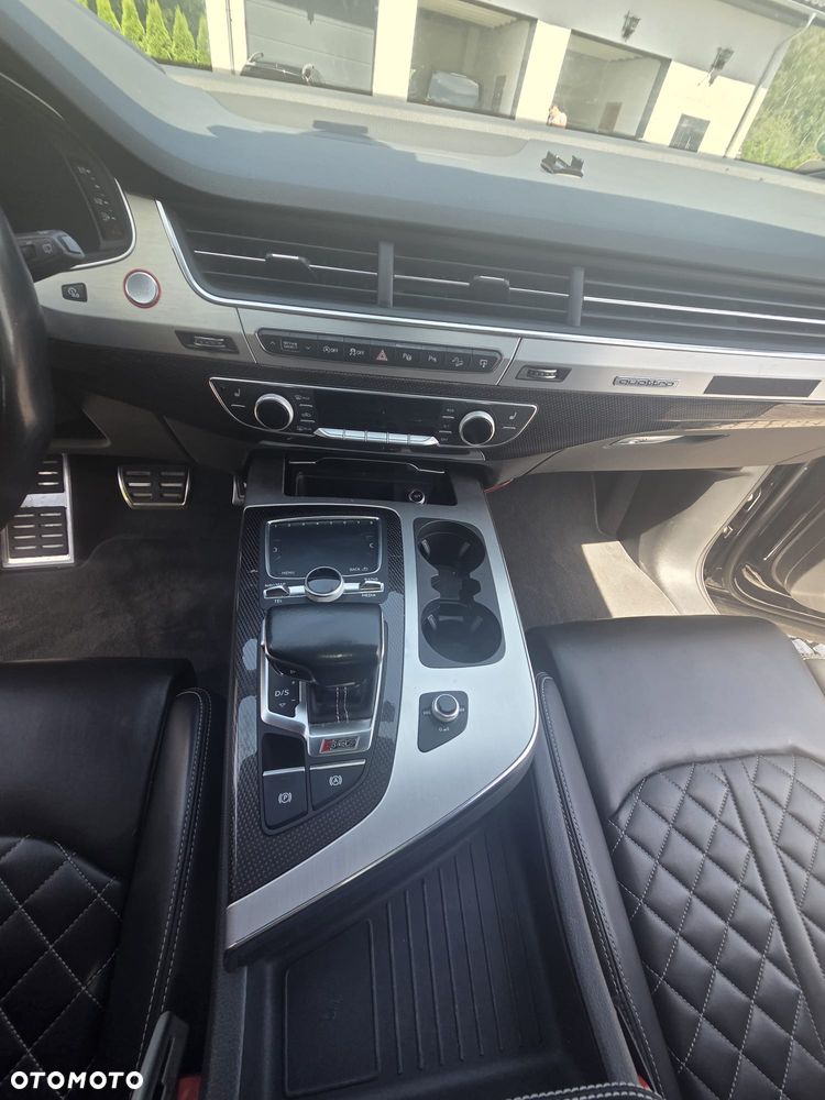 Audi SQ7 - 12