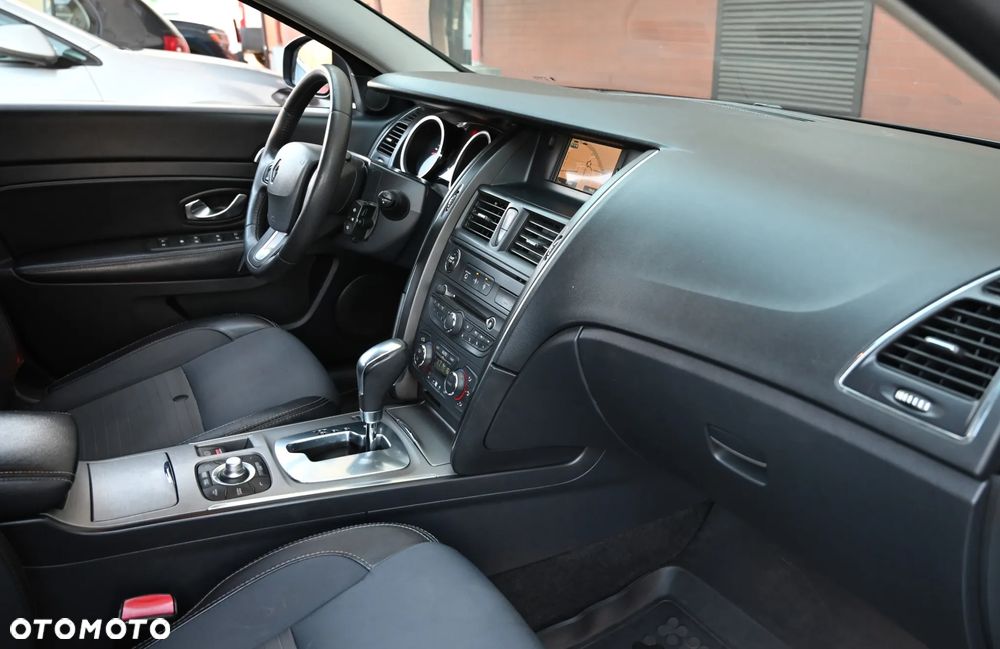 Renault Latitude - 22