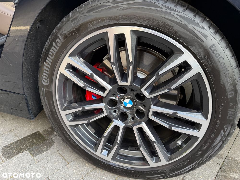 BMW Seria 5 520d xDrive mHEV M Sport - 12