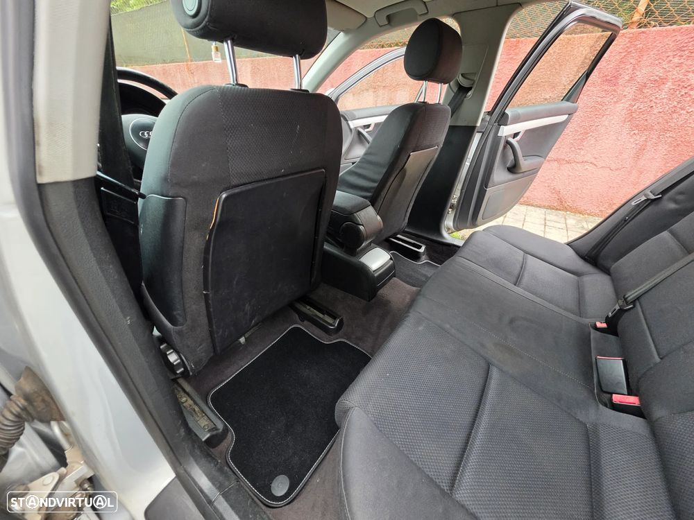 Audi A4 Avant 1.9 TDI m6 - 8
