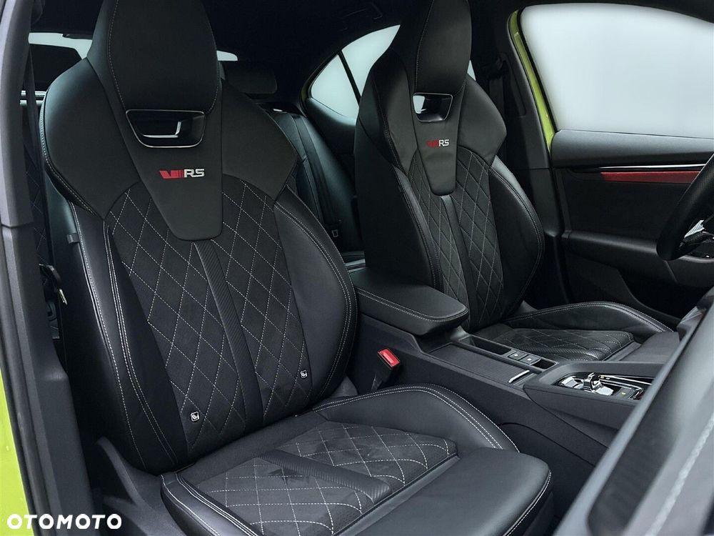 Skoda Octavia 2.0 TSI RS DSG - 32
