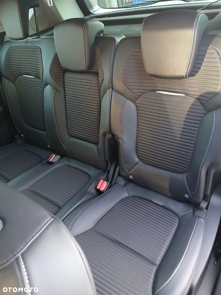 Renault Scenic BLUE dCi 120 EDC BOSE EDITION - 25