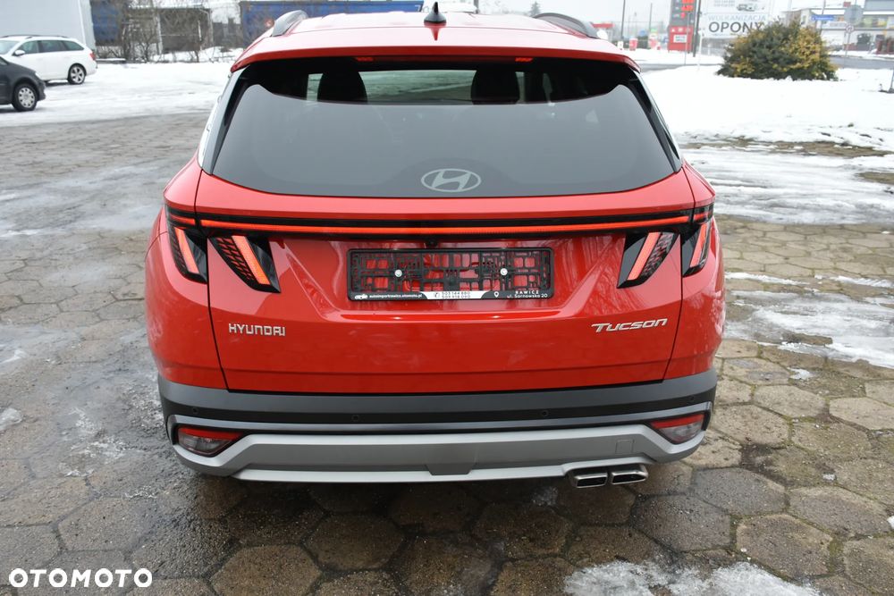 Hyundai Tucson 1.6 T-GDi 48V-Hybrid 2WD DCT Select - 11