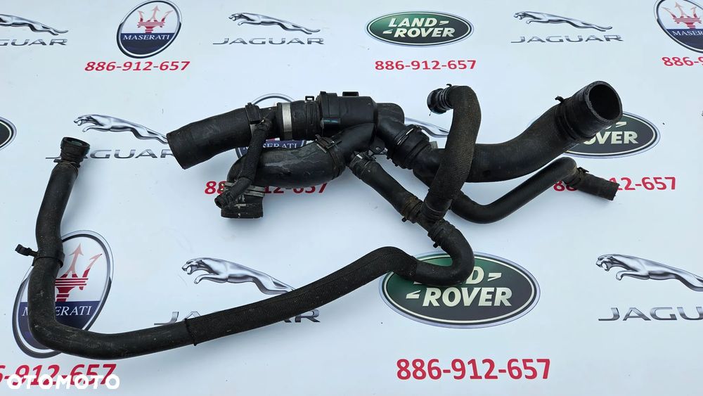 Jaguar XJ 351 2010-2015  3.0 SC 306PS 340 KM 5.0 508PN 385 KM 5.0 SC 510KM 508PS Termostat Króciec termostatu Przewód wody Rurka Obudowa termostatu 8W93-8A587-AG DX23-9A587-AA - 17