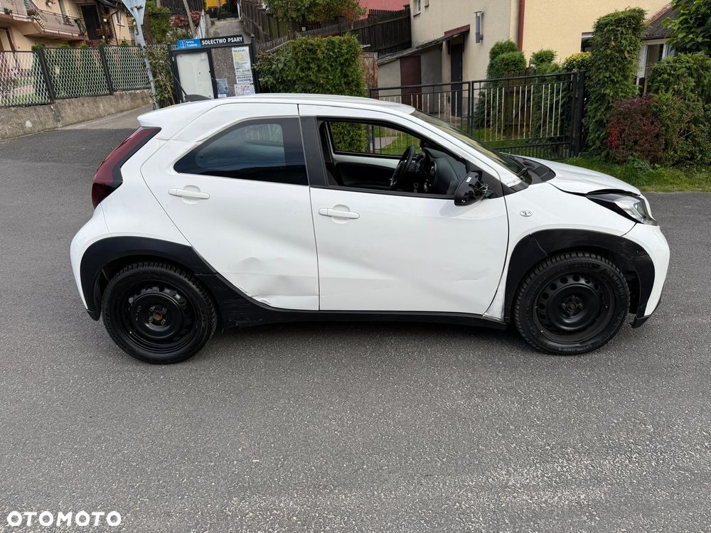 Toyota Aygo X 1.0 VVT-i Comfort CVT - 3