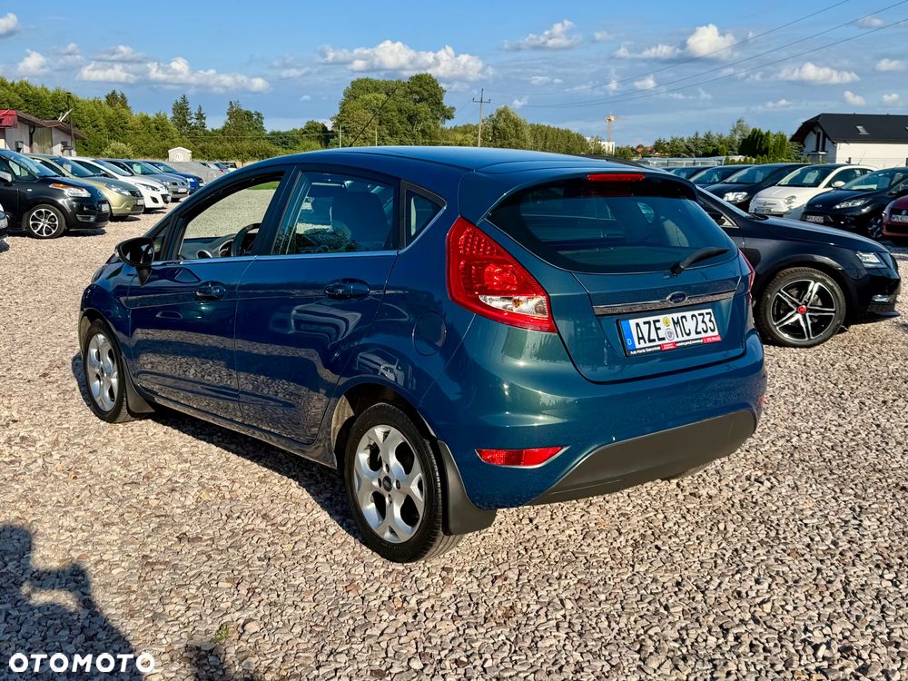Ford Fiesta - 26