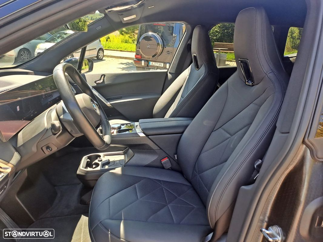 BMW iX xDrive 40 Pack Desportivo - 10